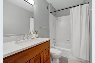 630 N State Street #2208, Chicago, IL 60654 - Photo 37