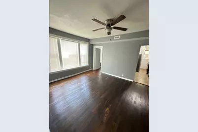 6816 S Cornell Avenue, Chicago, IL 60649 - Photo 7