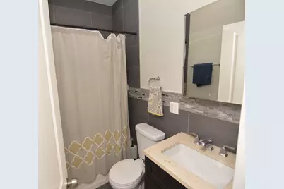 2110 W 18th Place, Chicago, IL 60608 - Photo 13