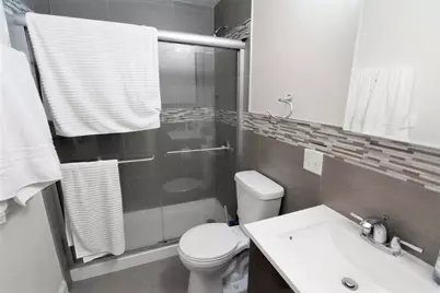 2110 W 18th Place, Chicago, IL 60608 - Photo 15