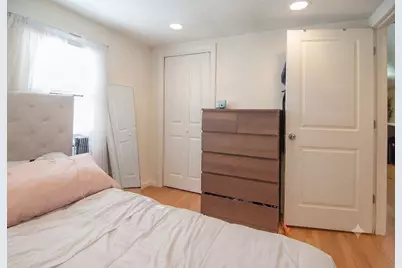 2110 W 18th Place, Chicago, IL 60608 - Photo 7