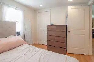 2110 W 18th Pl, Chicago, IL 60608 - Photo 7