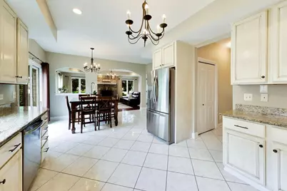 1110 Blue Heron Way, Roselle, IL 60172 - Photo 13