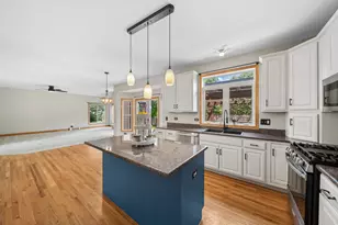 [Address not provided], Naperville, IL 60564 - Photo 17