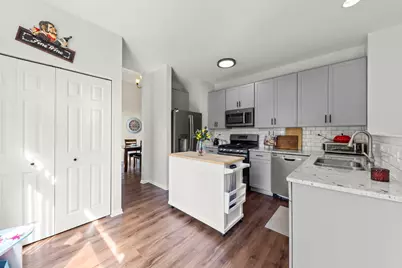 1034 Stephen Court, Aurora, IL 60502 - Photo 7
