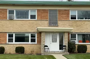 236 W Johnson St, Palatine, IL 60067 - Photo 1
