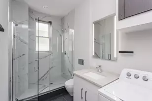 818 W 18th St, Chicago, IL 60608 - Photo 7