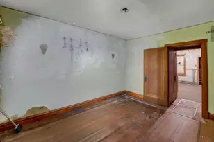 2041 W 22nd Pl, Chicago, IL 60608 - Photo 3