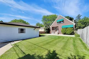 6933 N Oriole Ave, Chicago, IL 60631 - Photo 39