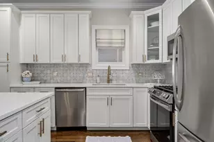 1862 N Halsted St, Chicago, IL 60614 - Photo 11
