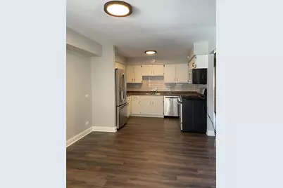 129 W Quincy Street #1, Westmont, IL 60559 - Photo 5