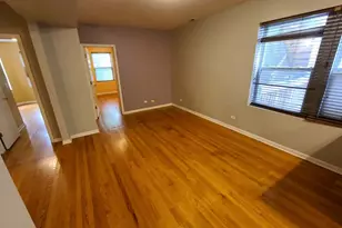 2318 W Rosemont Ave, Chicago, IL 60659 - Photo 9
