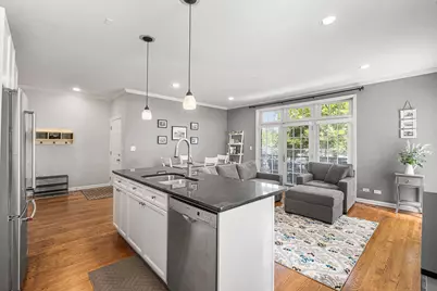 1123 W Grace Street #1E, Chicago, IL 60613 - Photo 9