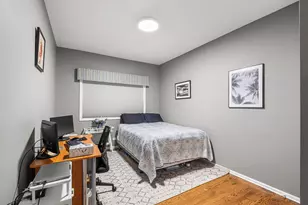 1123 W Grace St, Chicago, IL 60613 - Photo 15