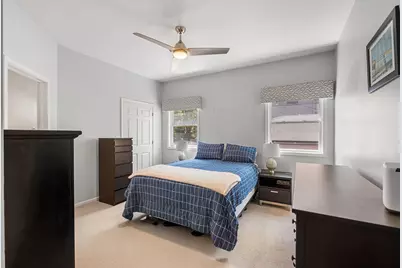1123 W Grace Street #1E, Chicago, IL 60613 - Photo 11