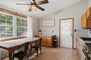 1104 Elm Pl, Dixon, IL 61021 - Photo 13