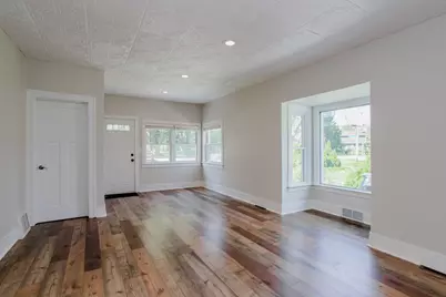 22W724 Saint Charles Road, Glen Ellyn, IL 60137 - Photo 5