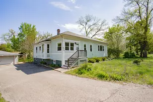 22W724 St Charles Rd, Glen Ellyn, IL 60137 - Photo 1