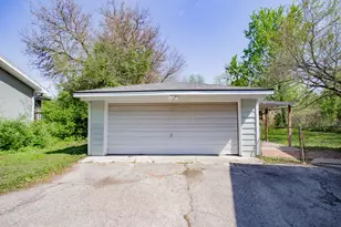 22W724 St Charles Rd, Glen Ellyn, IL 60137 - Photo 25