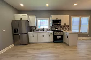 9236 S Blackstone Ave, Chicago, IL 60619 - Photo 9