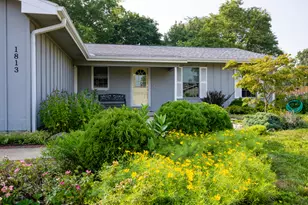 1813 Old Maple Ln, Savoy, IL 61874 - Photo 7