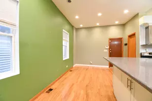 3332 W Le Moyne St, Chicago, IL 60651 - Photo 9