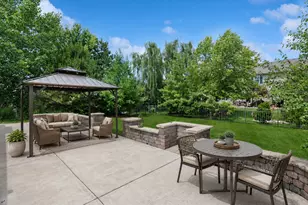 1112 Ridge Dr, Shorewood, IL 60404 - Photo 9