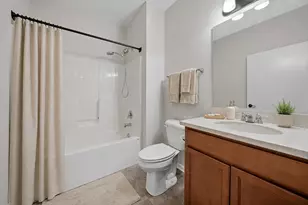 1112 Ridge Dr, Shorewood, IL 60404 - Photo 7