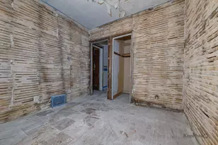 7141 S Woodlawn Ave, Chicago, IL 60619 - Photo 21