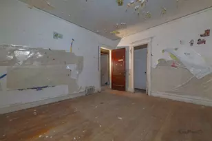 7141 S Woodlawn Ave, Chicago, IL 60619 - Photo 17