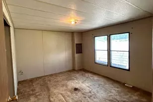 880 Carmella Ln, Elgin, IL 60120 - Photo 9