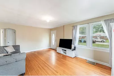 409 Englewood Avenue, Hillside, IL 60162 - Photo 5