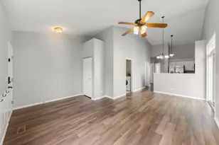 2822 Oakmont Dr, Montgomery, IL 60538 - Photo 3