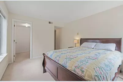 326 Park Avenue #21, Clarendon Hills, IL 60514 - Photo 15