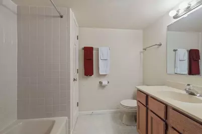 326 Park Avenue #21, Clarendon Hills, IL 60514 - Photo 17