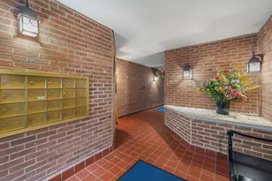 326 Park Ave, Clarendon Hills, IL 60514 - Photo 3
