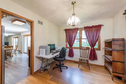 512 Cavin Avenue, Winthrop Harbor, IL 60096 - Photo 7