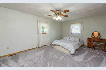 512 Cavin Avenue, Winthrop Harbor, IL 60096 - Photo 21