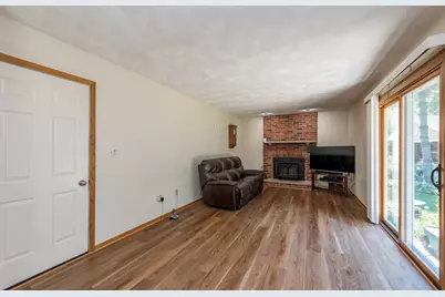 512 Cavin Avenue, Winthrop Harbor, IL 60096 - Photo 13