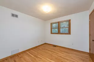 512 Cavin Ave, Winthrop Harbor, IL 60096 - Photo 19