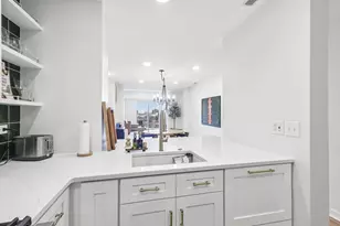 1515 N Wells St, Chicago, IL 60610 - Photo 11