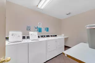 4000 Bayside Dr, Palatine, IL 60074 - Photo 15