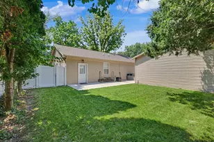 2014 Winchester Dr, Champaign, IL 61821 - Photo 25