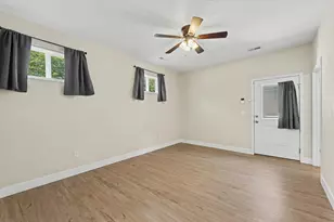 2014 Winchester Dr, Champaign, IL 61821 - Photo 15