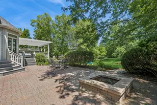 2207 Leverenz Rd, Naperville, IL 60564 - Photo 37