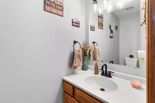 531 Meadow Ln, Hinckley, IL 60520 - Photo 19