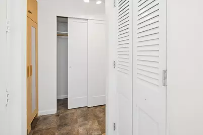 539 W Stratford Place #408, Chicago, IL 60657 - Photo 15