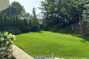 6618 N Lightfoot Ave, Chicago, IL 60646 - Photo 5