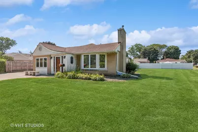 5261 Mulford Street, Skokie, IL 60077 - Photo 3
