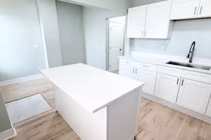 4155 W Arthington St, Chicago, IL 60624 - Photo 5